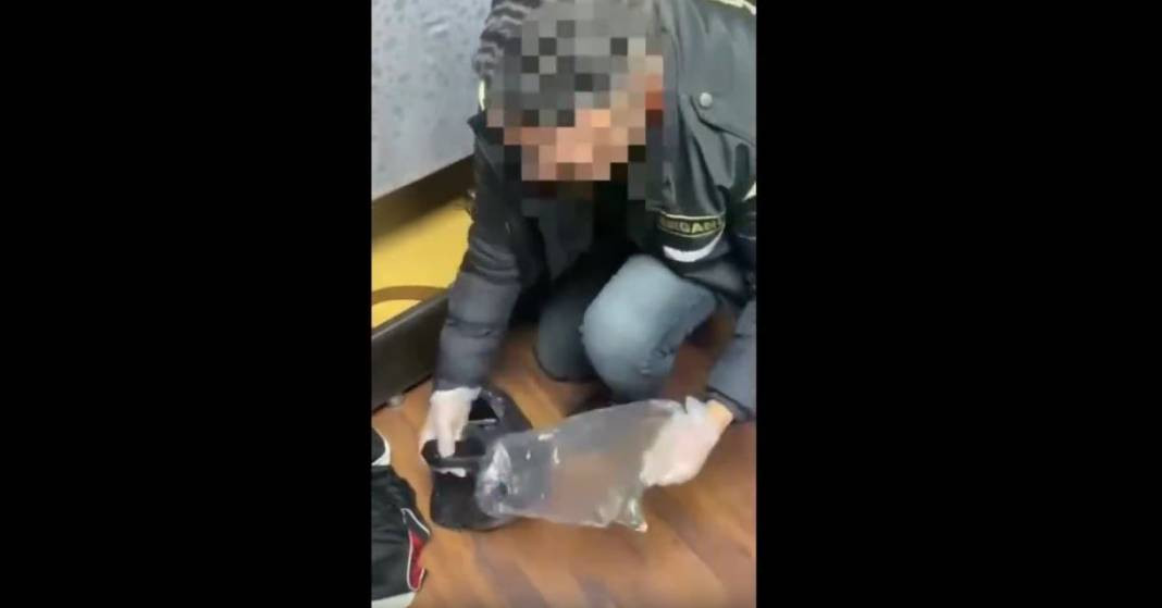 İstanbul’un 5 ilçesinde ‘Mahzen-33’ operasyonu: 16 gözaltı - Resim: 11